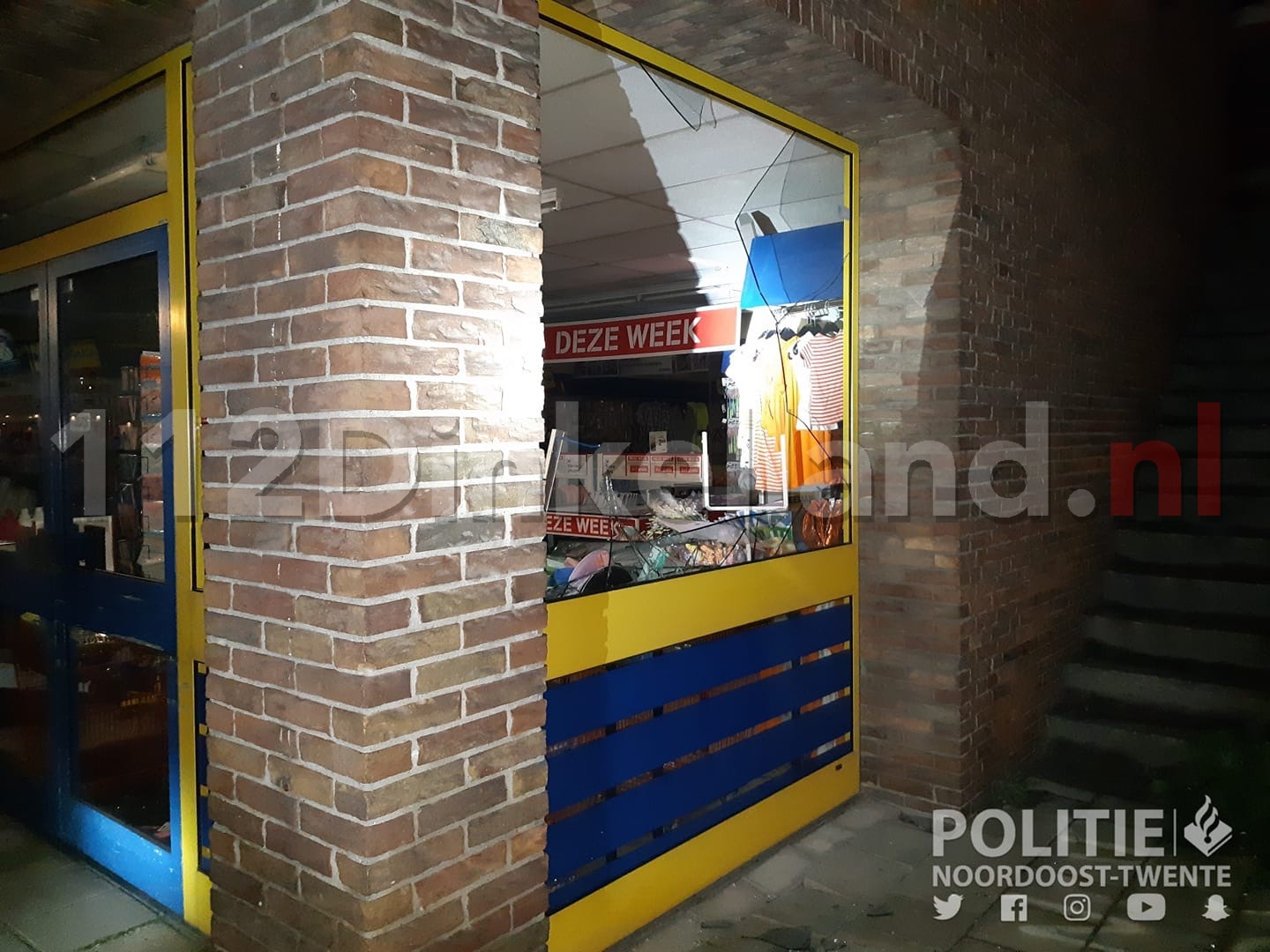 Politie zoekt getuigen na vernieling bij kledingwinkel in Denekamp