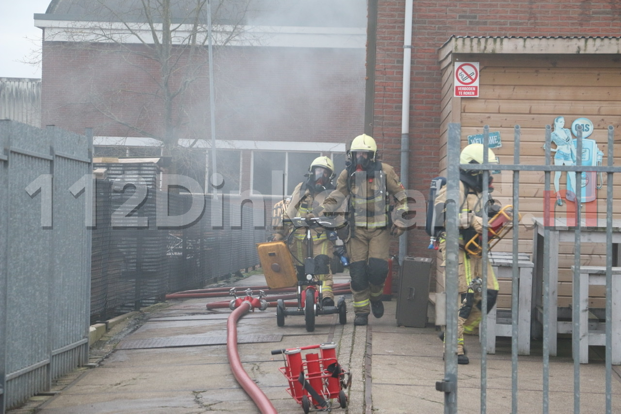 Video: Grote brand bij bedrijf in Ootmarsum