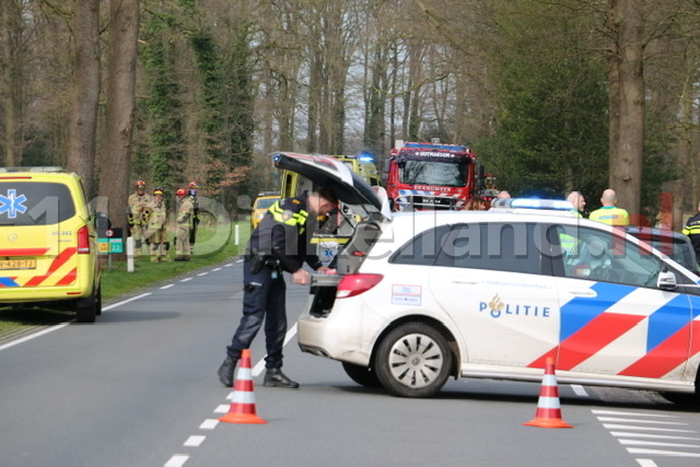 Bestuurder overleden bij ernstig ongeval op de N349 bij Tilligte, weg afgesloten