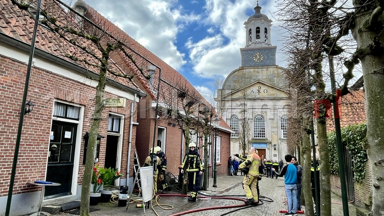 Brand bij restaurant in centrum Ootmarsum