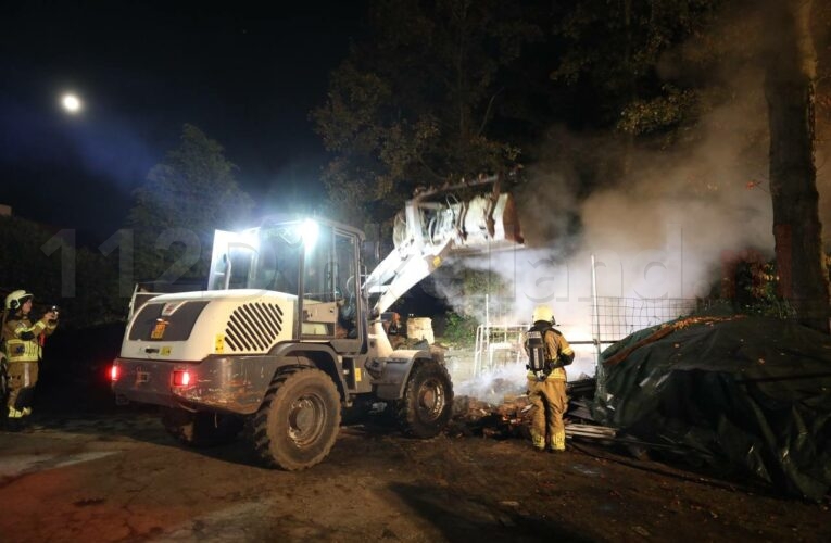 Brand in houtopslag in Weerselo