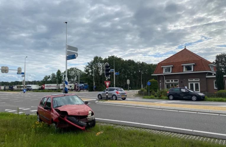 Storing verkeerslichten leidt tot ongeval op kruispunt