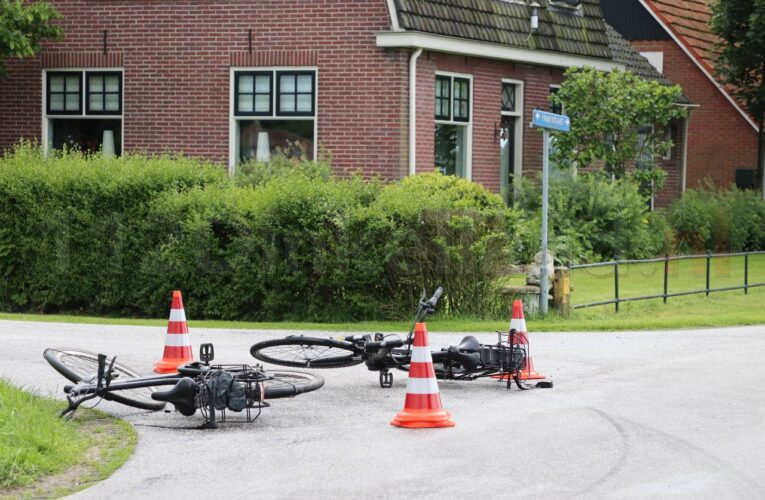 Gewonde bij ongeval tussen fietsers en automobilist in Rossum
